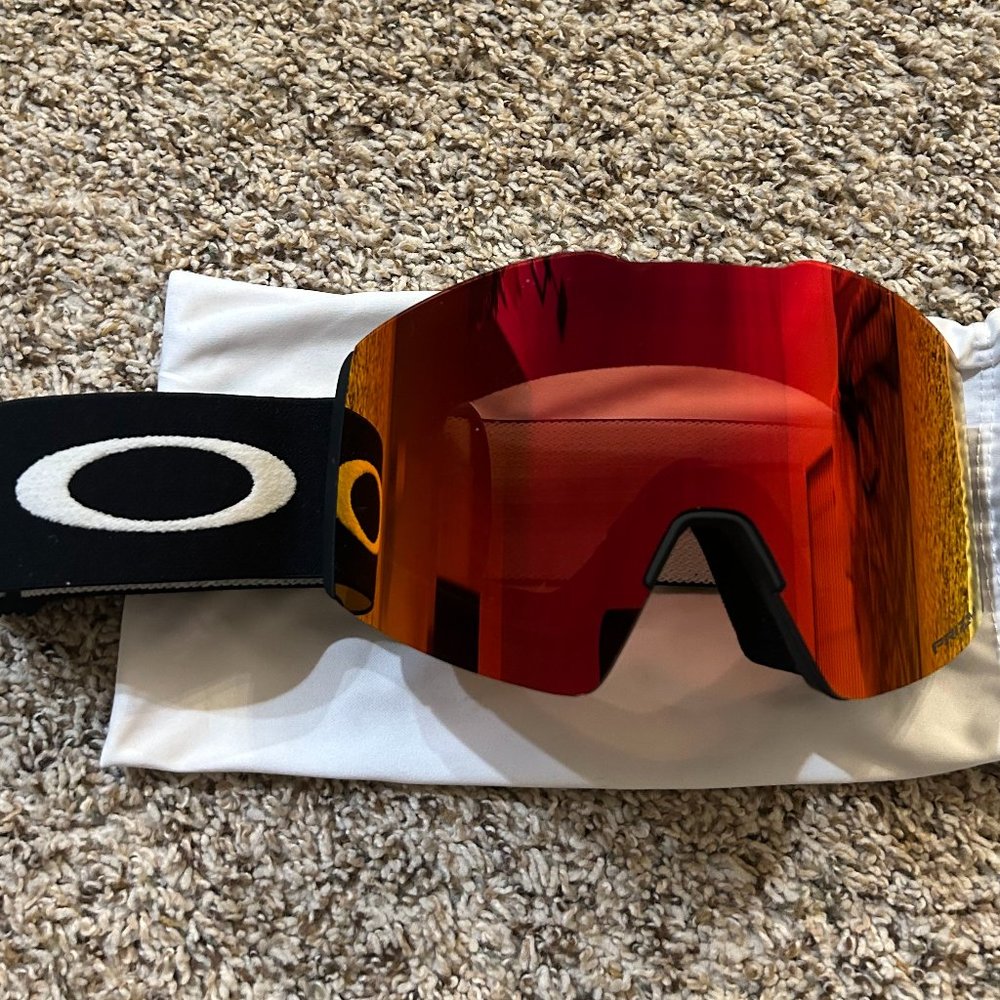 Oakley Snow Goggles (Fall Line M)